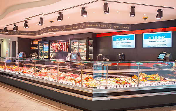 Fleischerei / Fischfachgeschäfte / Ladenbau / Ladenbau Fleischerei - Ladenbau Metzgerei - Kenner Ladeneinrichtungen aus Uetze (bei Hannover), dem Fullservice-Ladenbauer für Fleischereien, Metzgereien, Fischfachgeschäfte und Feinkostgeschäfte. Wir bieten Ihnen ebenfalls energieeffiziente Kühltheken, Fleischtheken, Fischtheken, Menütheken, Heißtheken, Wandkühlmöbel, Sonderkühlmöbel und entsprechende Beleuchtung.
